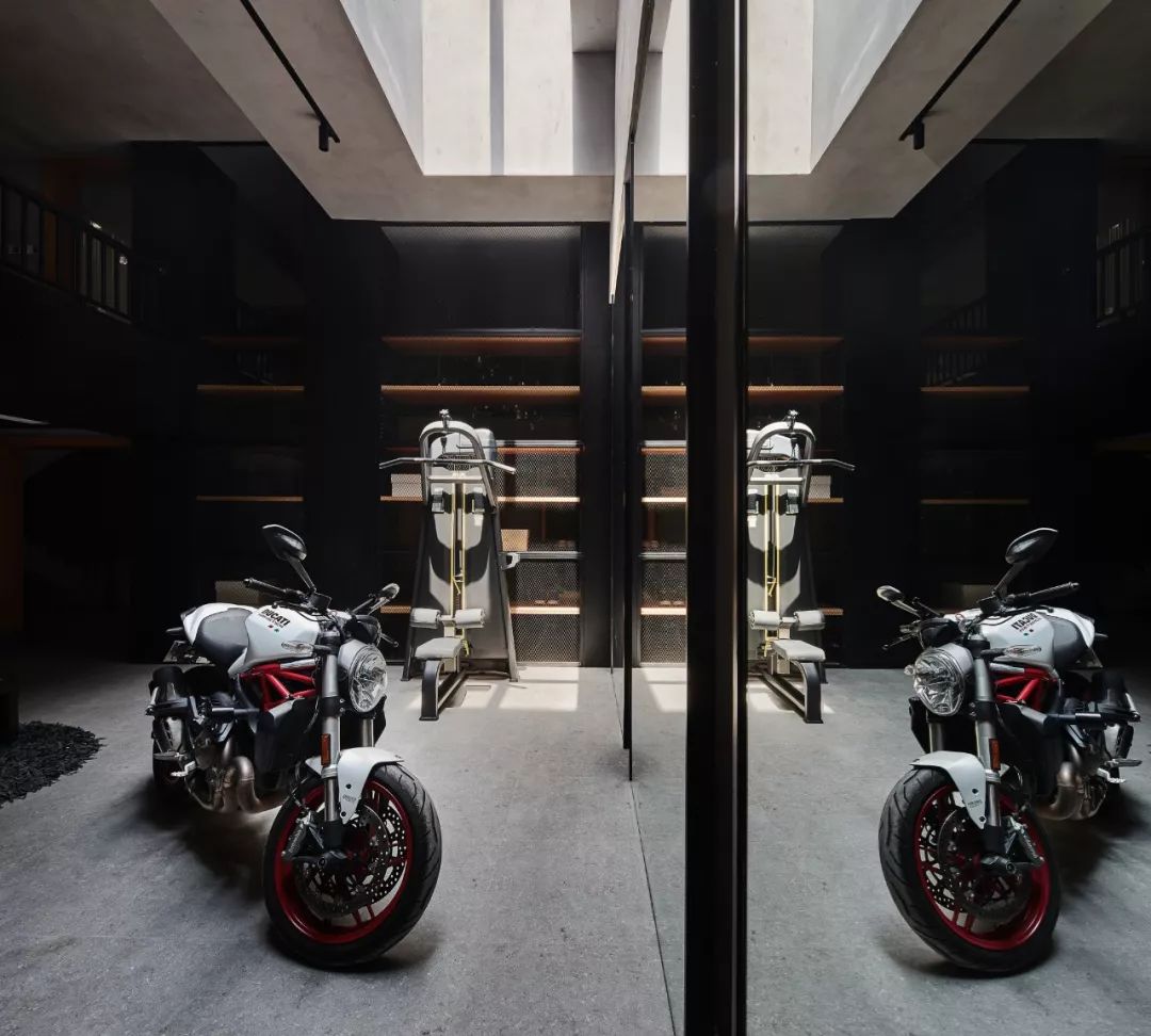 双面神祇的私人艺术空间——Janus Casa-44