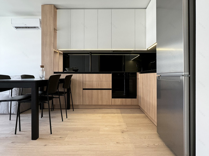 ZAMARSTYNIVSKA 170-8