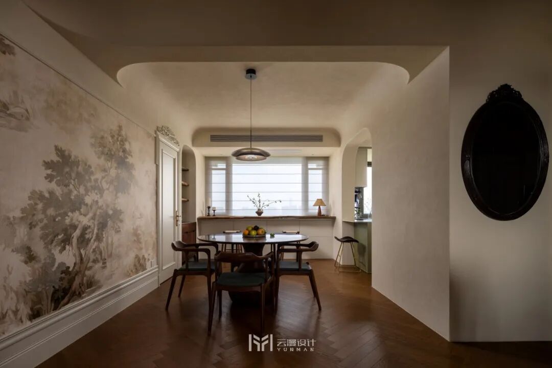 YUN.MAN实景|东方墨香漫过雕花窗，一卷诗书伴斜阳，法式浪漫藏于页，东方雅韵绕画梁-38