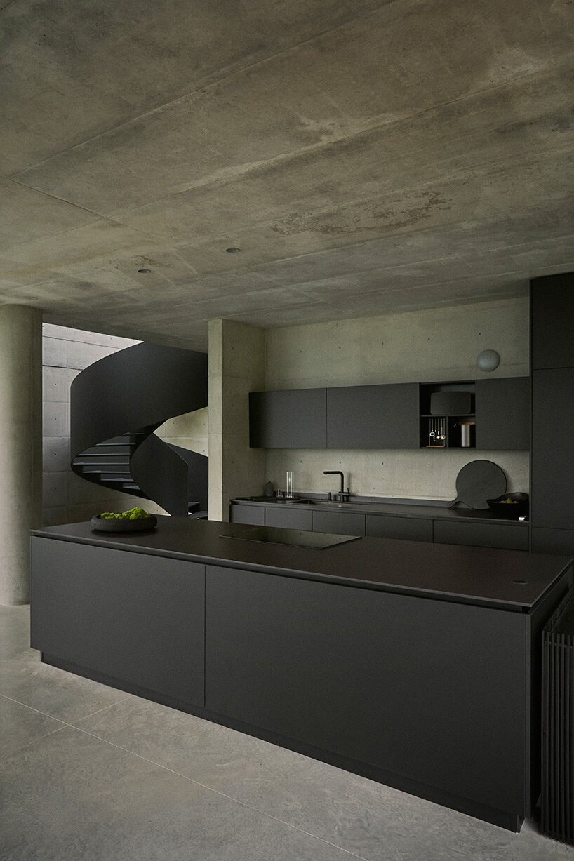 玻璃与混凝土的完美融合 | 哥伦比亚 Casa Flectō住宅设计-21