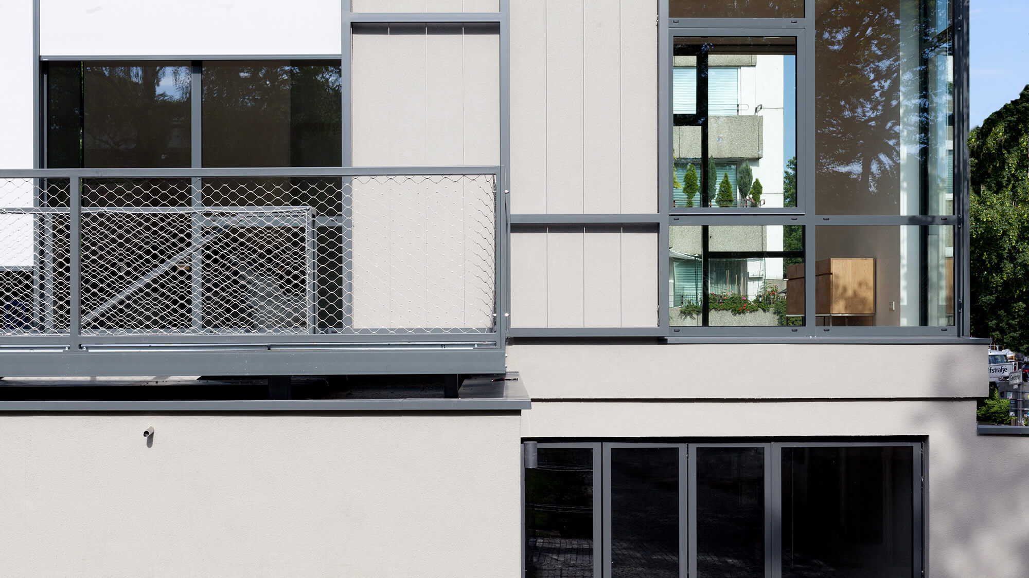 Silent-Green Cultural Quarter / KOMBINATIV Office for Architecture -36