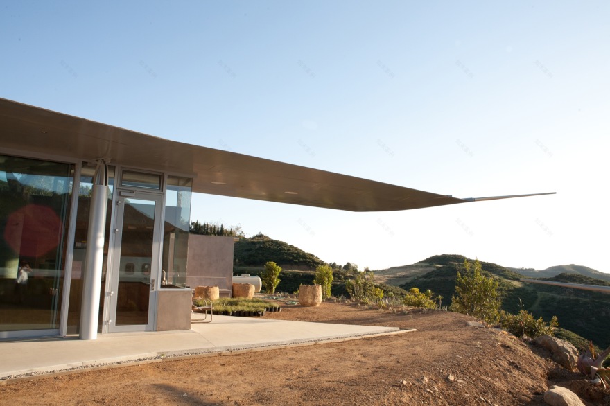 波音 747 机翼变废为宝,打造独特住宅-49