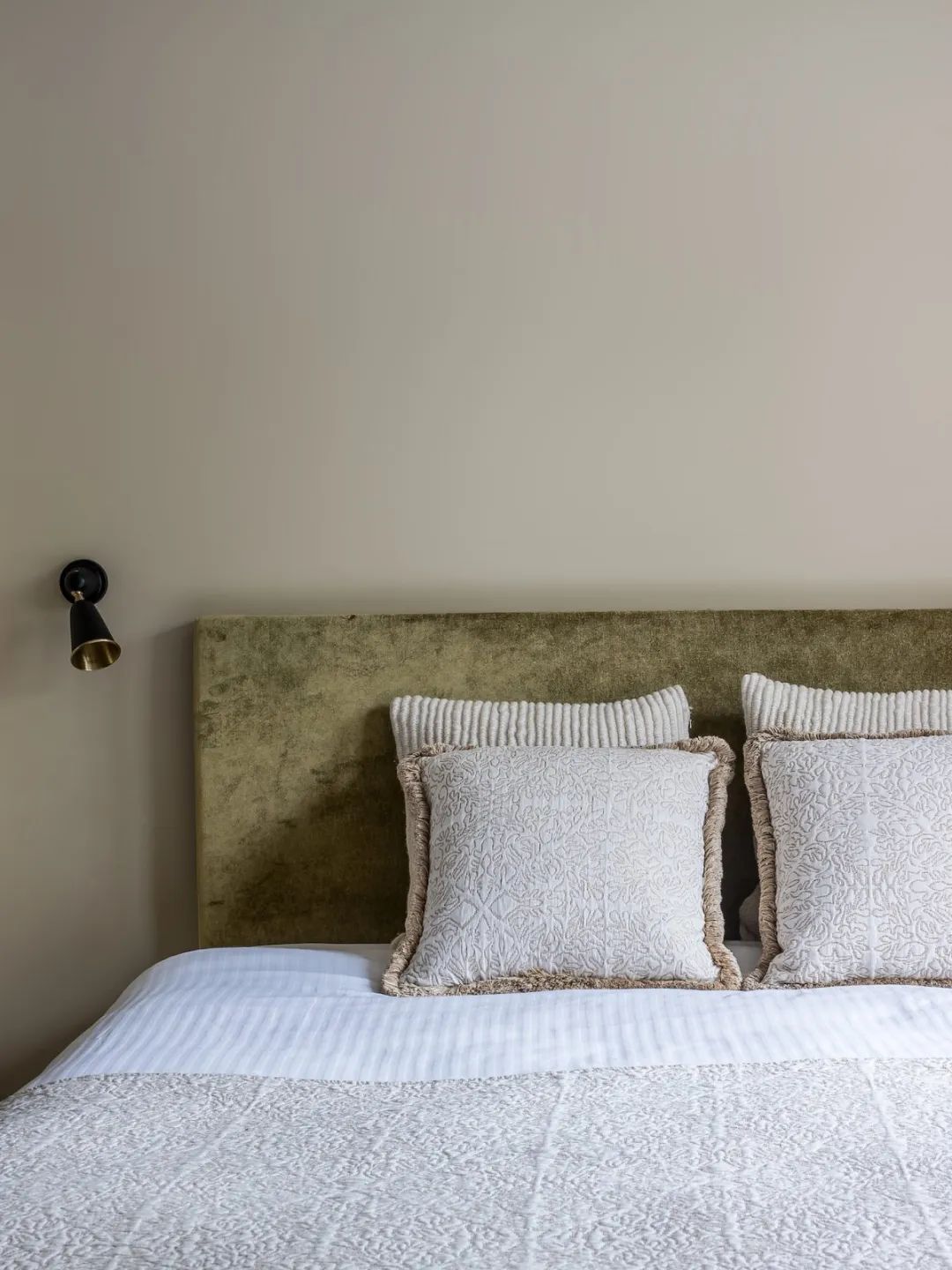 Nathalie Deboel 的温暖极简主义 | 比利时自然的室内设计美学-22