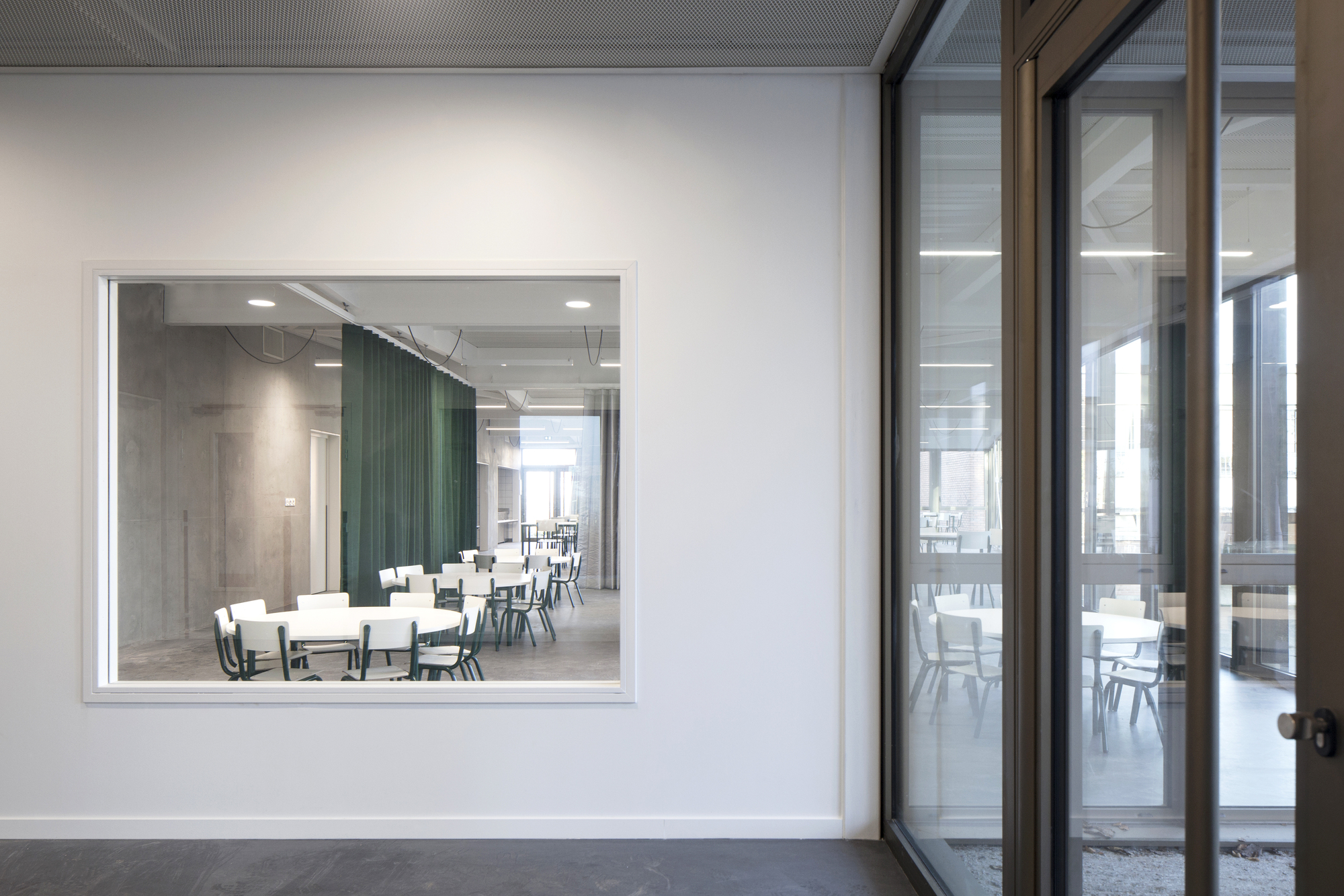 School Cafeteria and Multipurpose Room  / LT2A-37