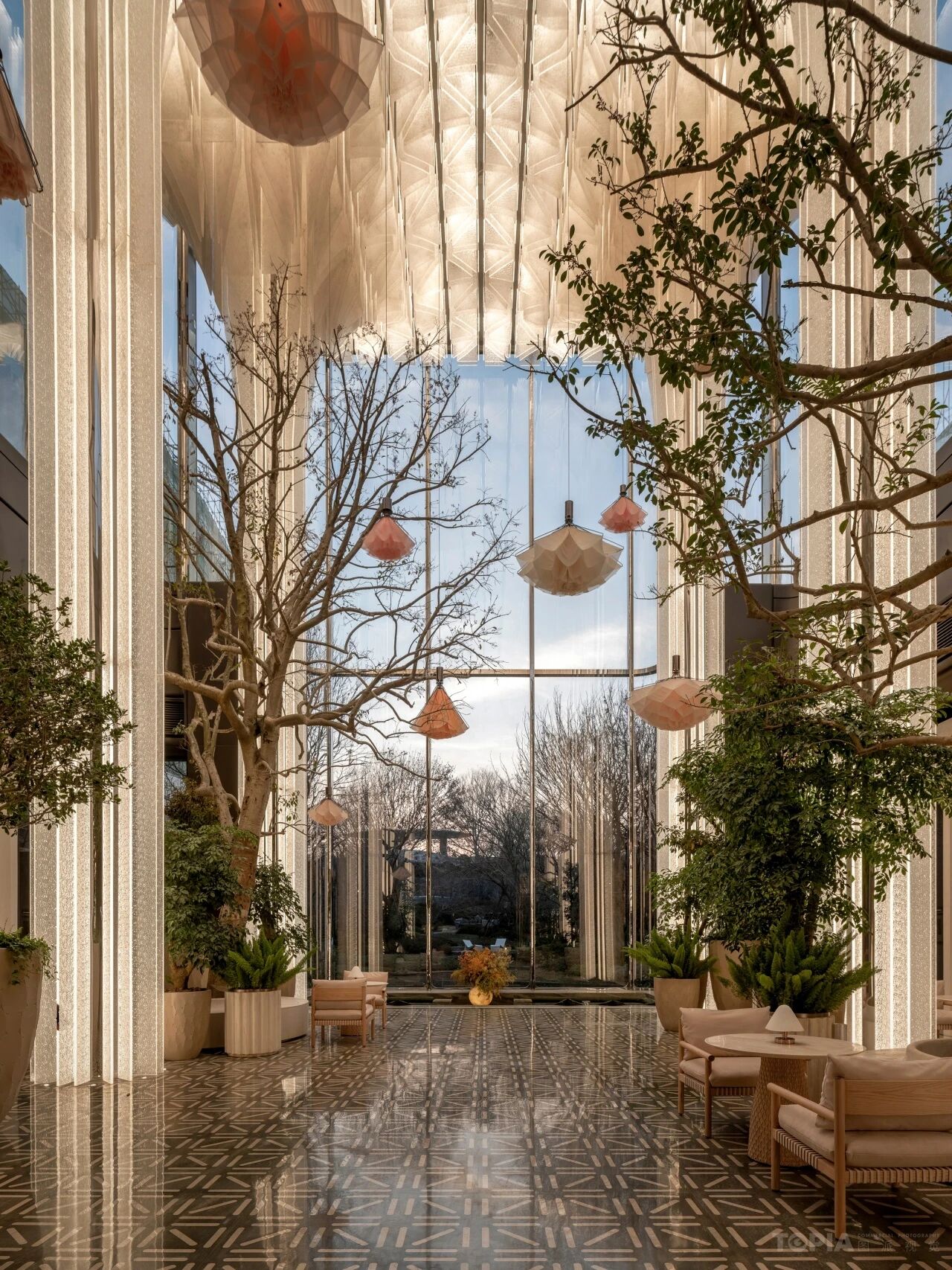 新作 DIA —— 写意山水 · 落日熔金「北京·华润置地 臻澐四季花厅 Urban luxury natural art」丨中国北京丨GAD吴轩-22