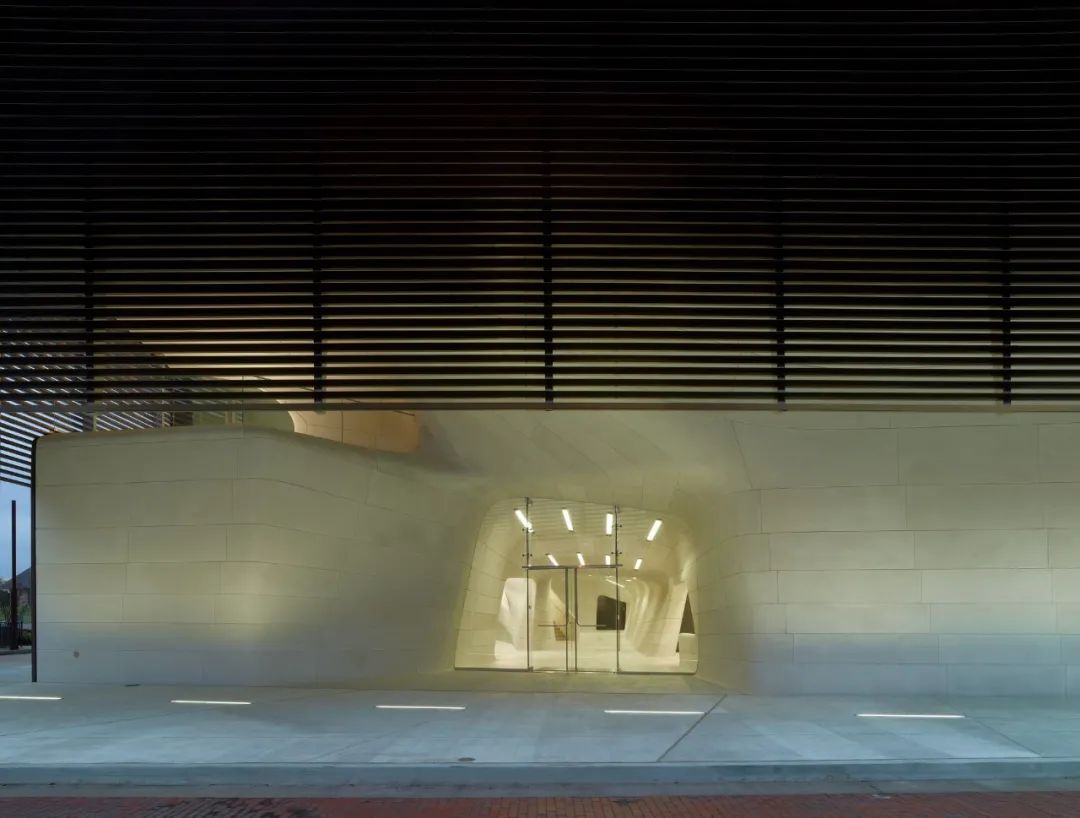 Trahan Architects | 人道主义诗意的建筑之美-25