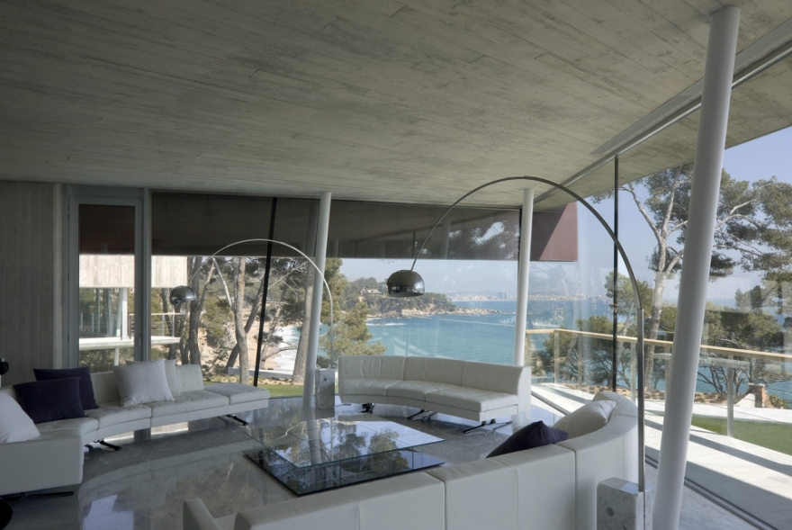 五口之家西班牙夏日住宅,与大海相邻的景观盛宴-36