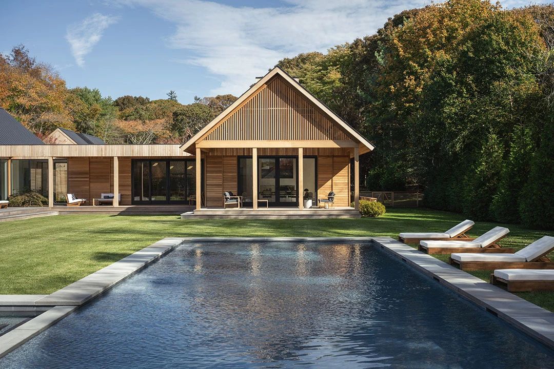 雪松木包覆的东汉普顿住宅丨Oza Sabbeth 建筑事务所-12