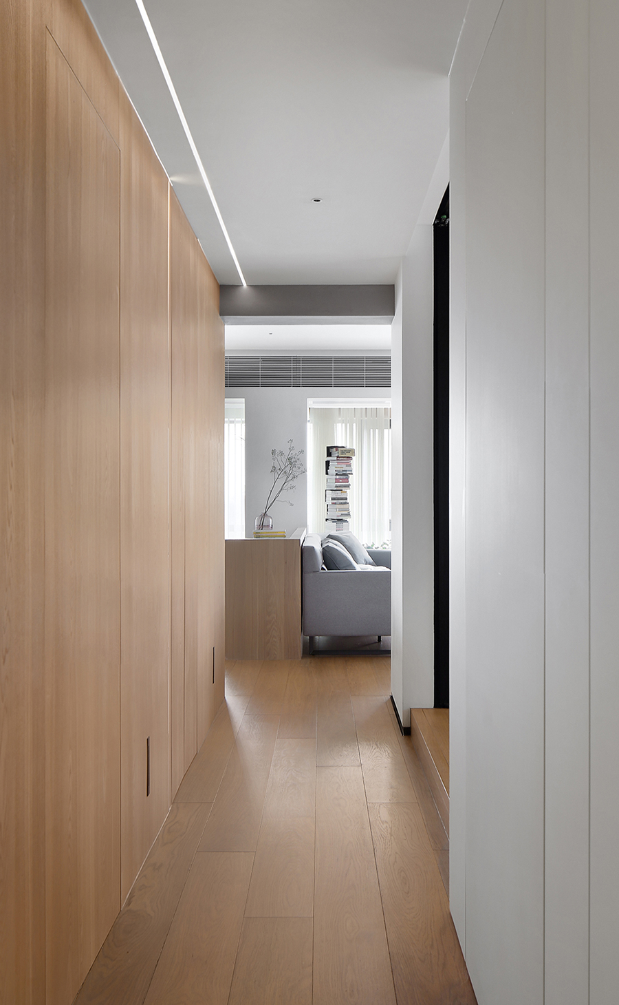 广州极简原木风的住宅-12