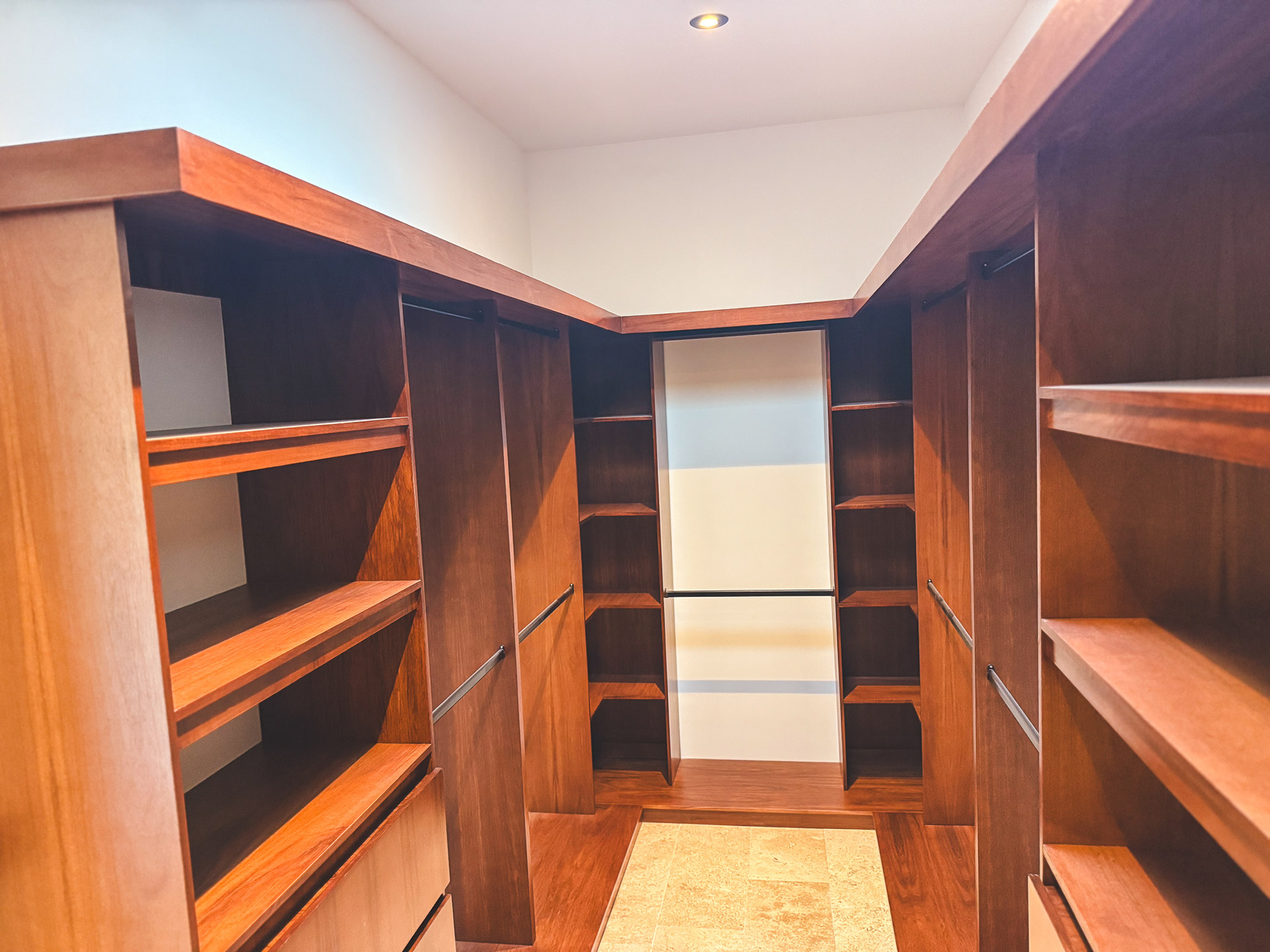 GALAXIA 205 | SAN ANGEL 5-17