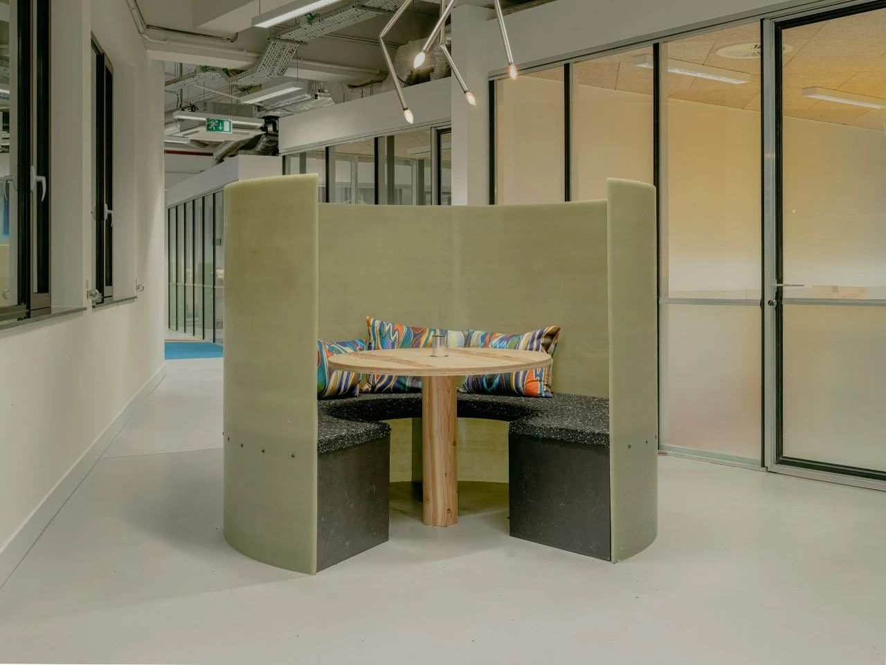 Silversquare Central 共享办公空间设计丨比利时丨12 位设计师和艺术家-48