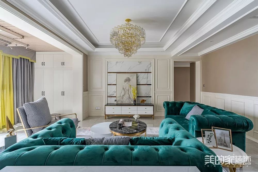 三代同堂的现代家园,金属质感与色彩活力的完美融合-23