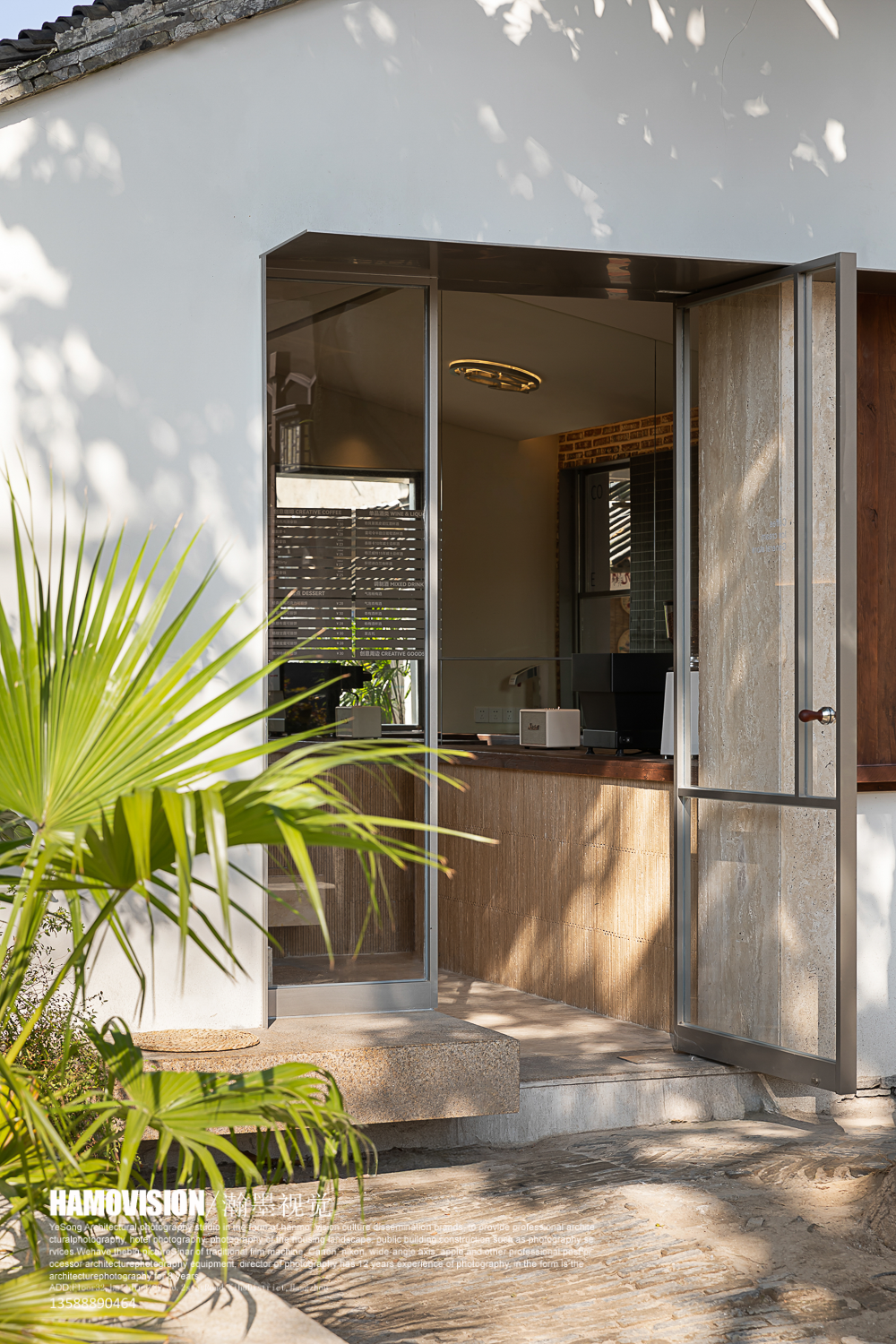 泛域设计×餐饮案例·果茂咖啡GOMORRA·周和|90m²水晶晶的南浔店-17