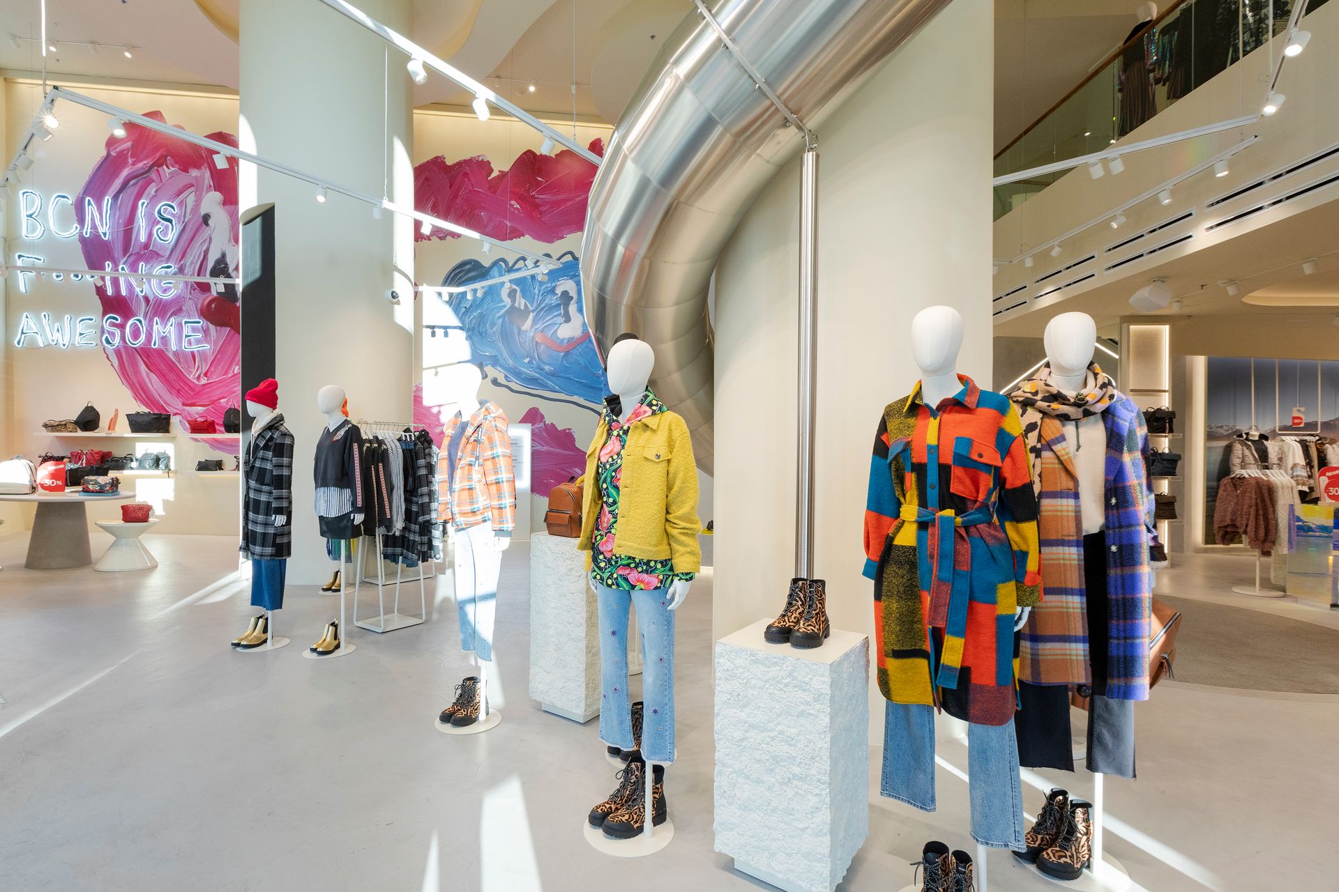 巴塞罗那 Desigual 旗舰店丨西班牙巴塞罗那丨DESIGUAL-7