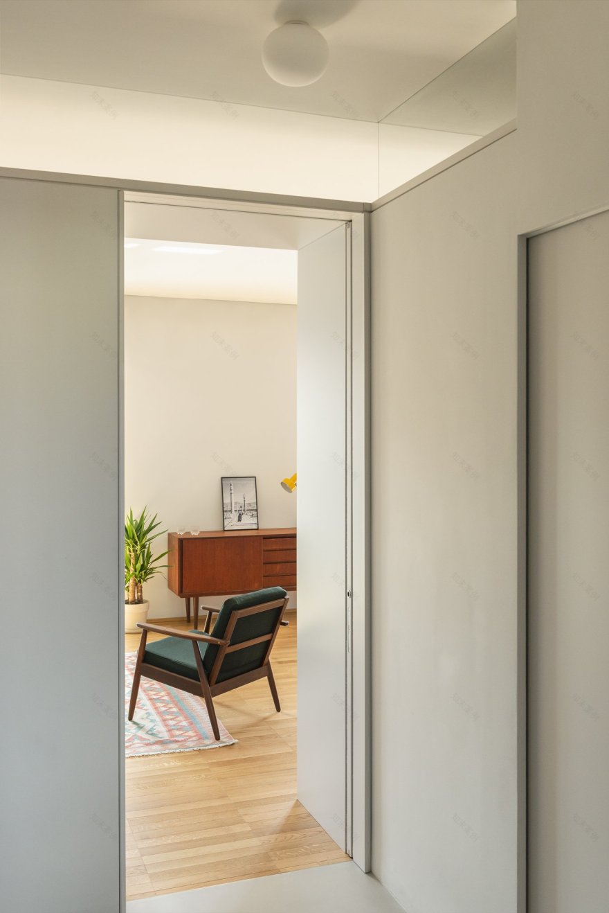 意阿夫妇的百年公寓改造丨意大利都灵-10