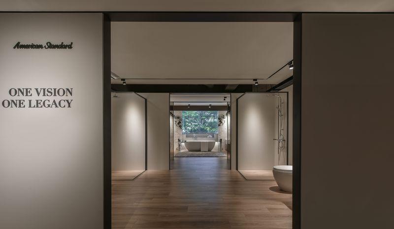 光影交织的水韵卫浴展示空间-10