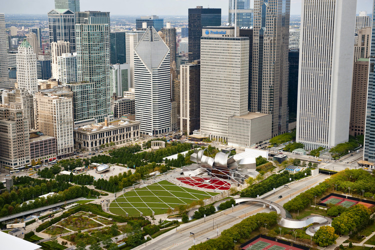 Jay Pritzker Pavilion   Gehry Partners-40