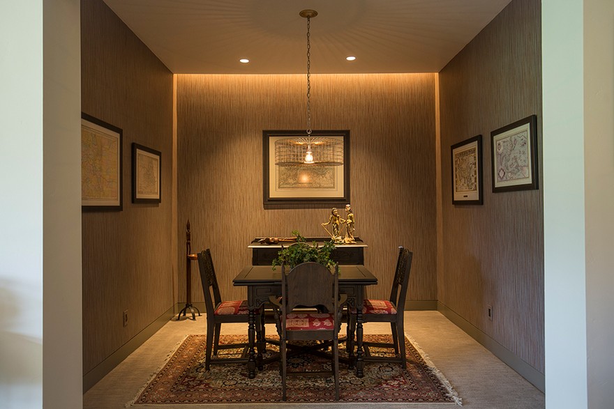 Boulder Ridge Mountain Retreat Featuring Contemporary Elegance-26