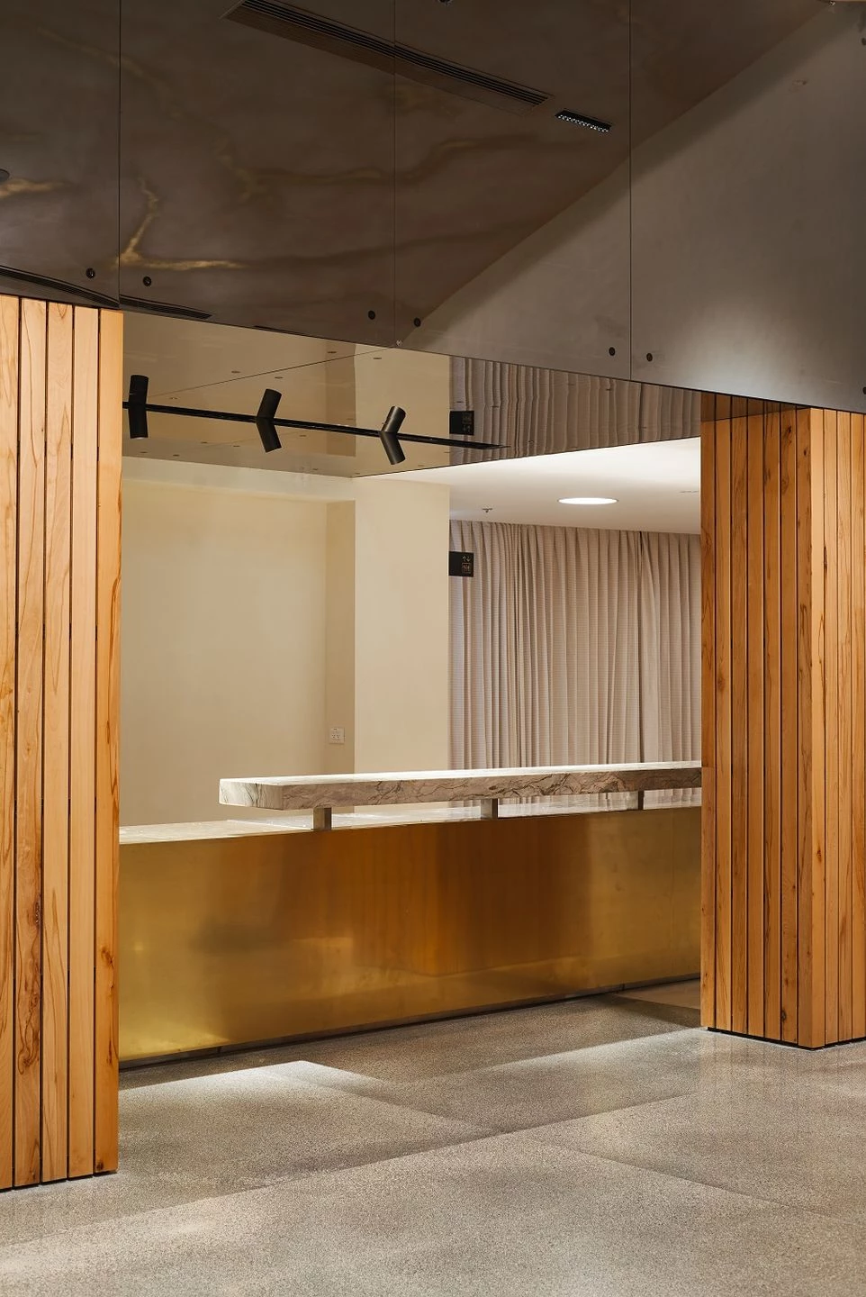 创新翻新,旧剧院焕发新活力-25