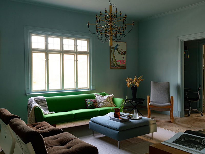 瑞典小镇的复古火车住宅设计-25