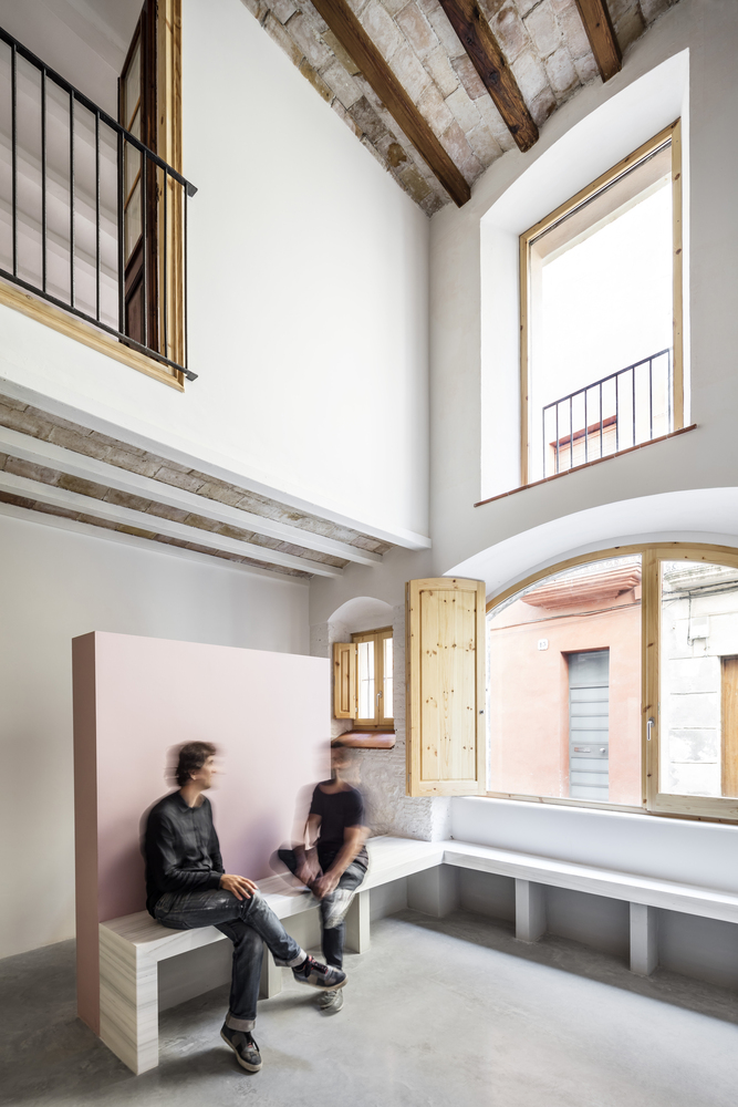 维尔诺瓦老城区的街景之家（CasaLluna）-31