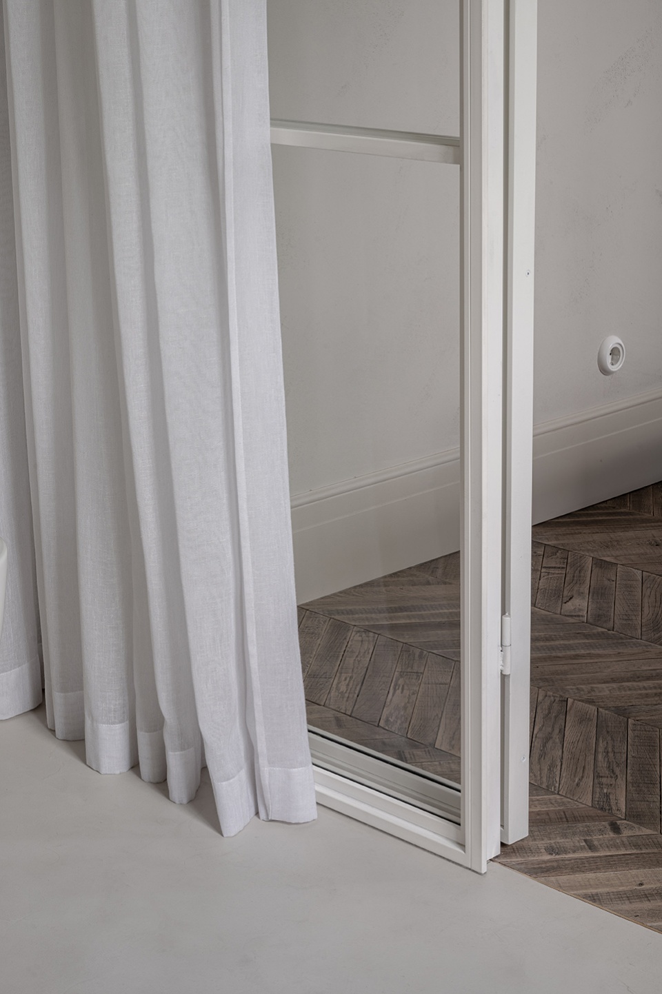 基辅 SEMEREY 公寓 | 复古巴黎风设计惊艳翻新-51