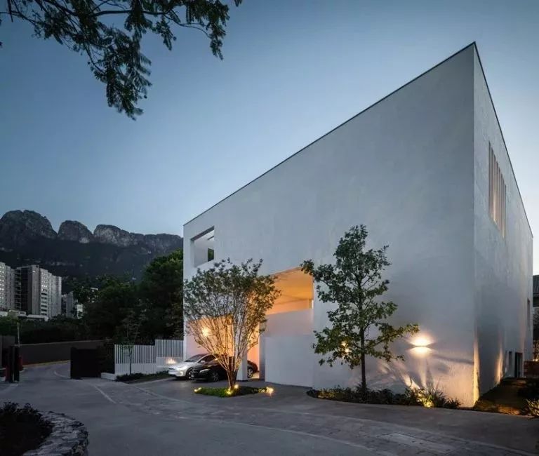 低成本墨西哥乡建双层庭院立方体住宅-21