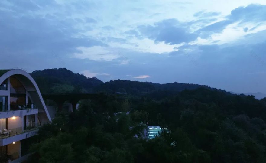 纬图玉峰山上的夏日 Party丨中国重庆-29