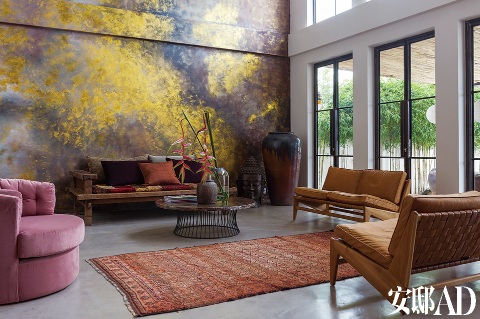 住在巴厘岛的一对工作狂-2