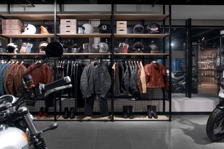 莫斯科 Triumph 摩托车店——动感与舒适的完美结合-35