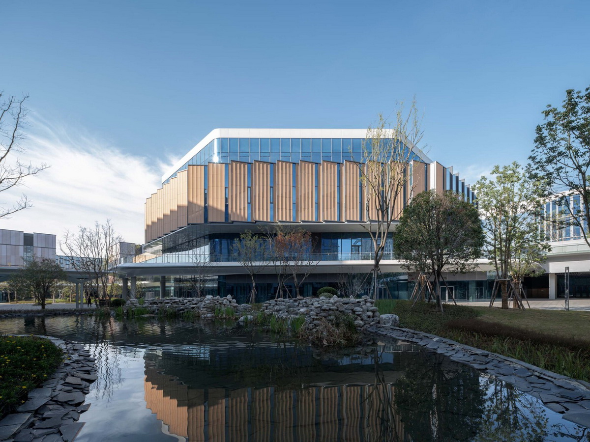 成都海康威视科技园丨中国成都丨华东建筑设计研究院-10