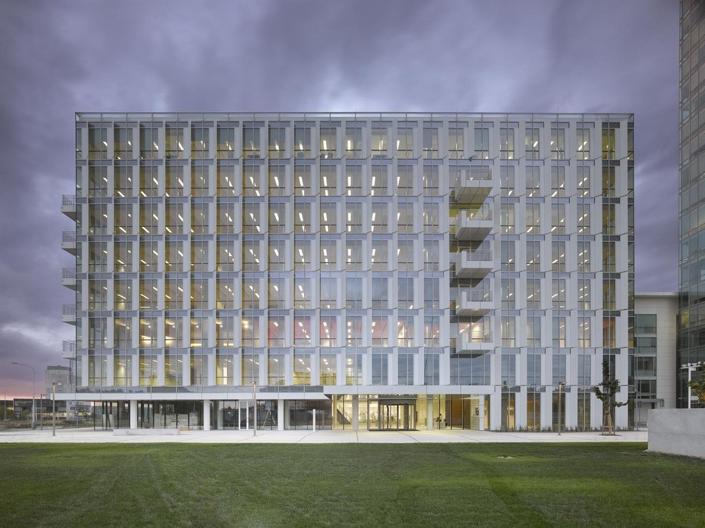 城市绿色庭院-1