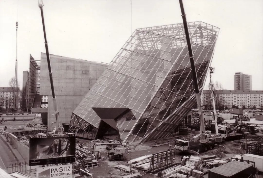 德累斯顿 UFA 电影中心丨德国德累斯顿丨蓝天组-41