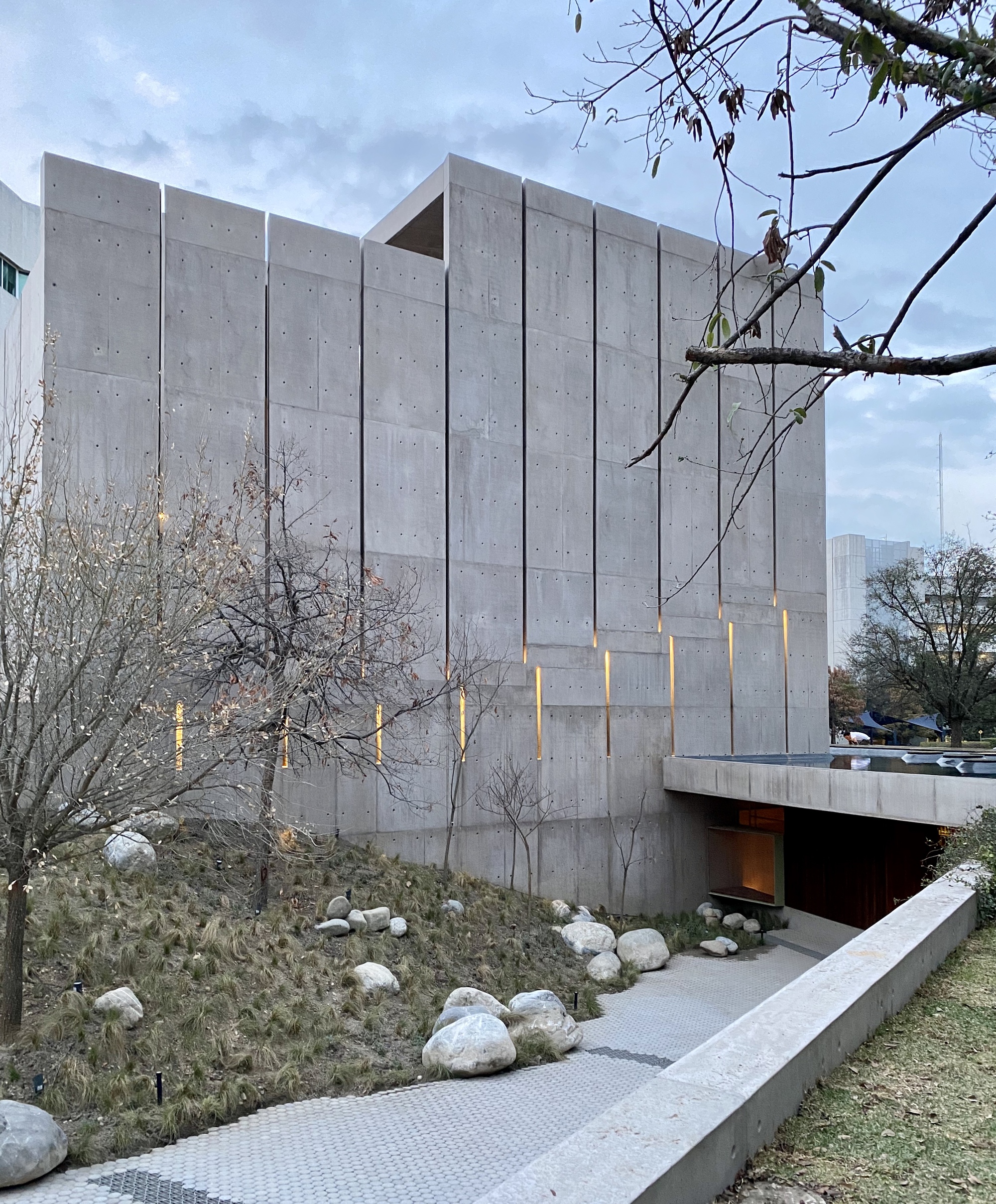 Reflection Space TEC / Taller de Arquitectura X / Alberto Kalach-48