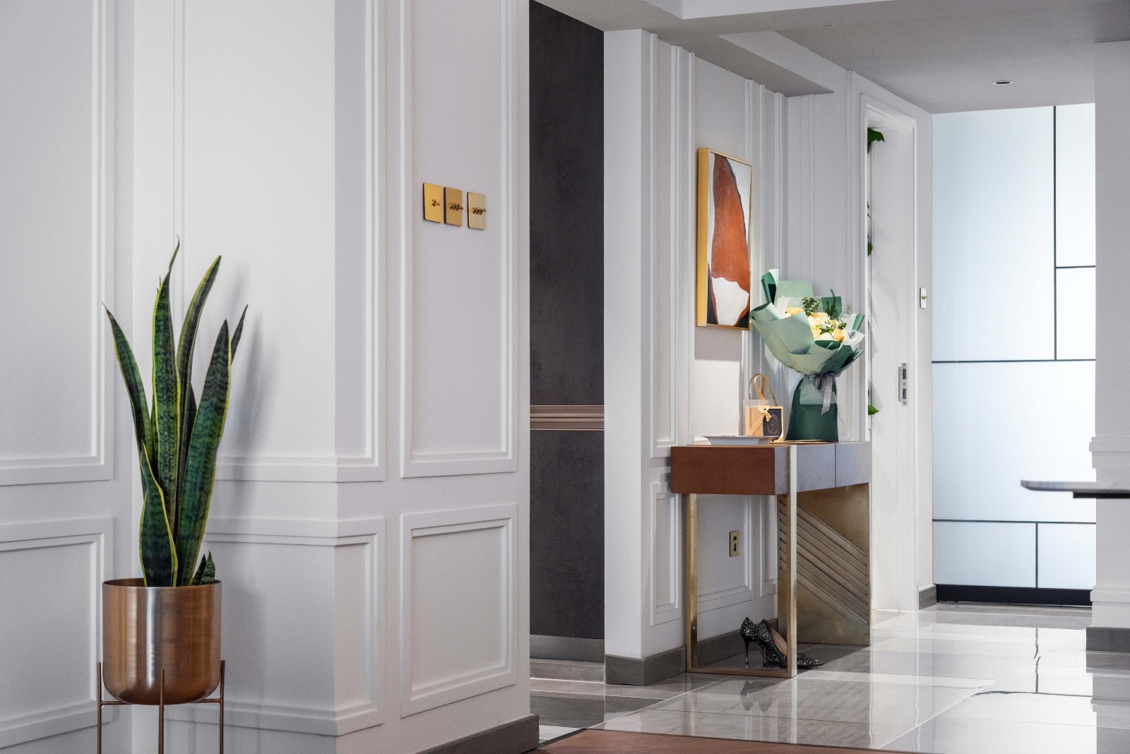 融合东西方美学的轻奢爱巢——现代都市新婚夫妇的理想之居-5