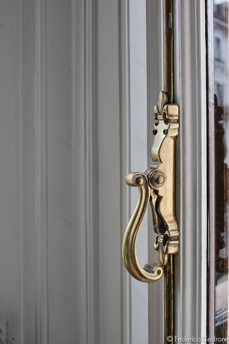 Miguel Casal Ribeiro 和 Gaia Guarino 的温暖白色之家-14