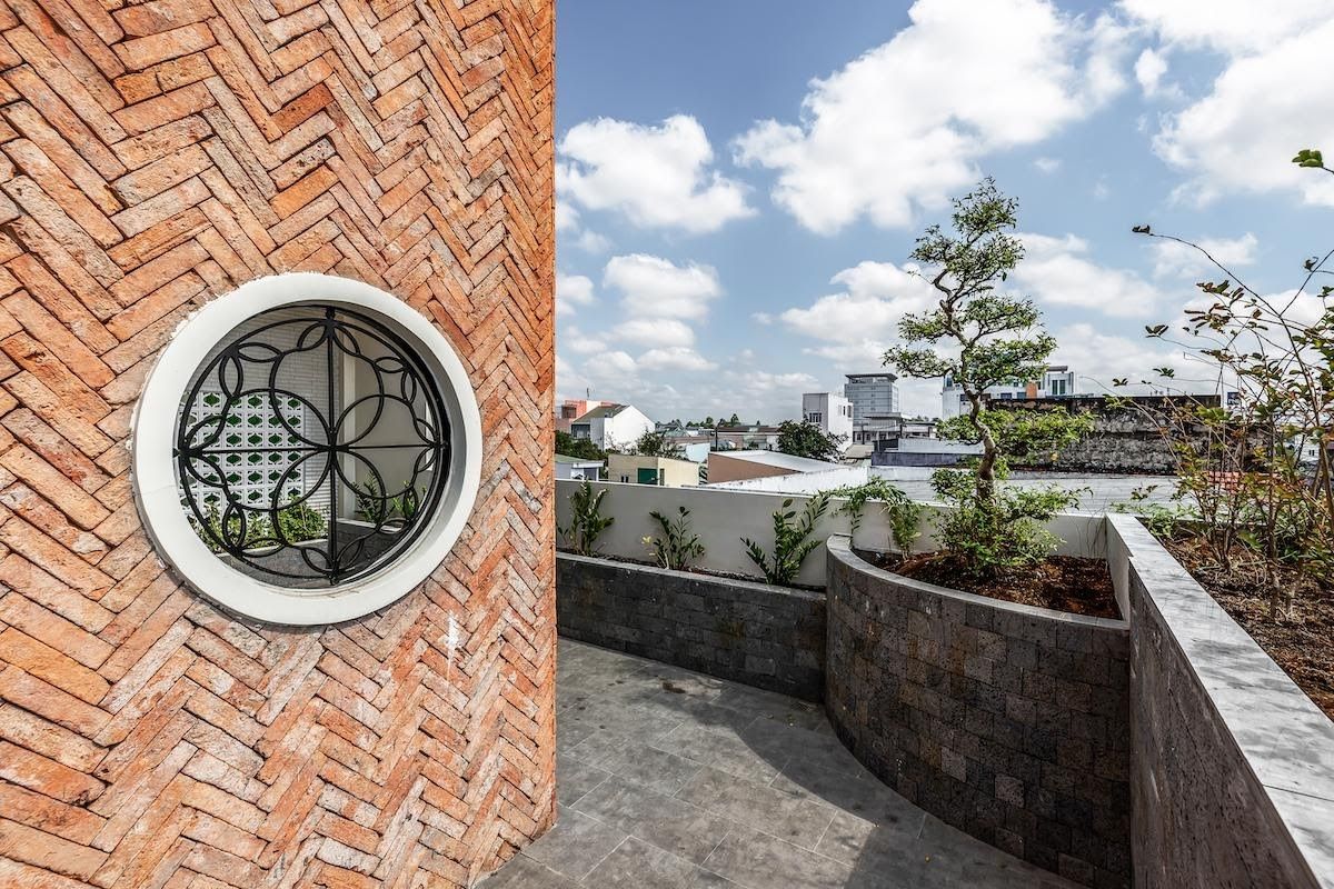 3become1 House · 绿色翻新的城市家园-41