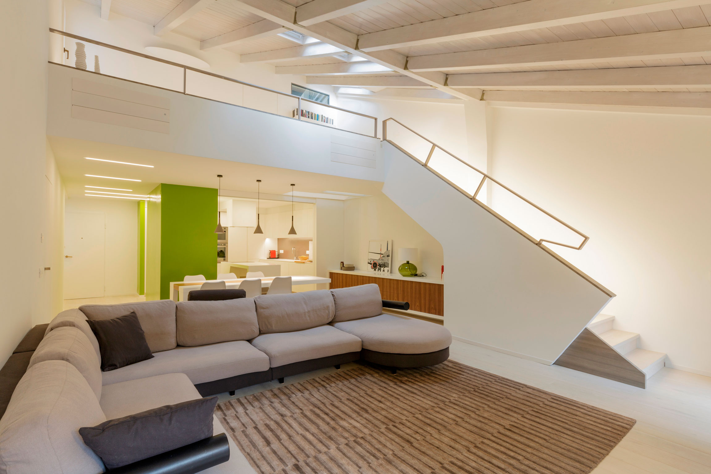 在博洛尼亚当代阁楼公寓-10