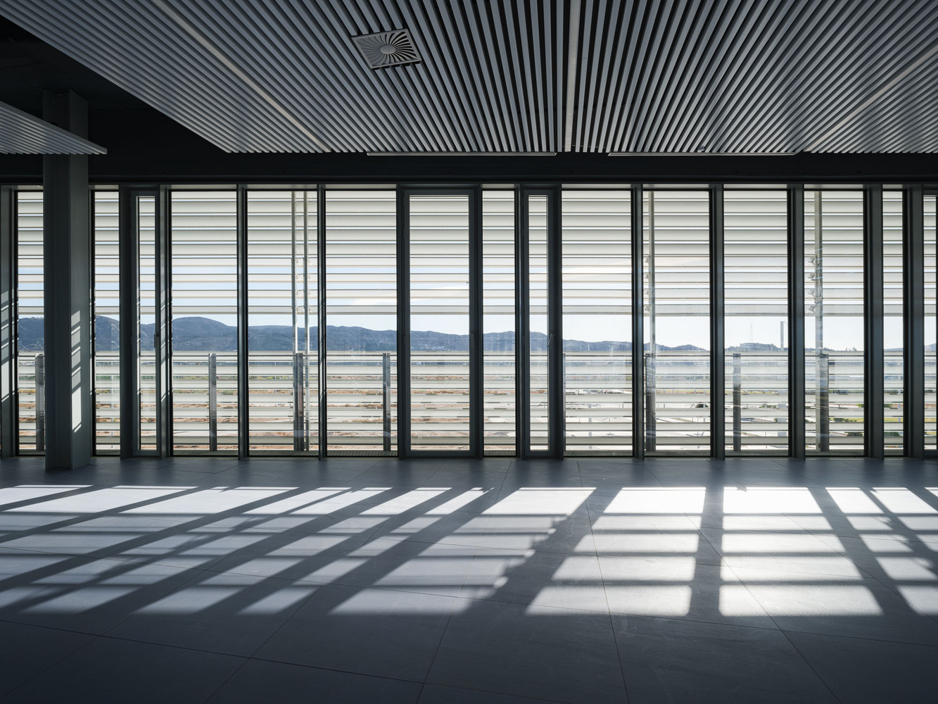 西班牙 Rosalind 办公大楼丨冈萨雷斯初级研究-31