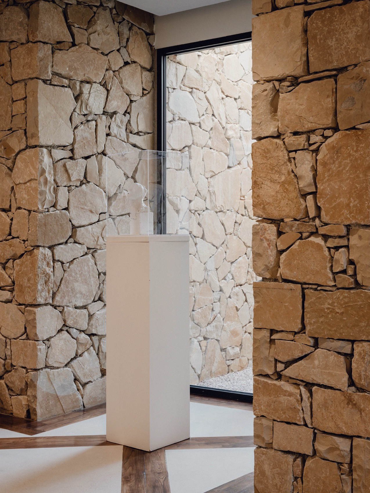 水疗健康中心，西班牙 / Lagula Arquitectes-64