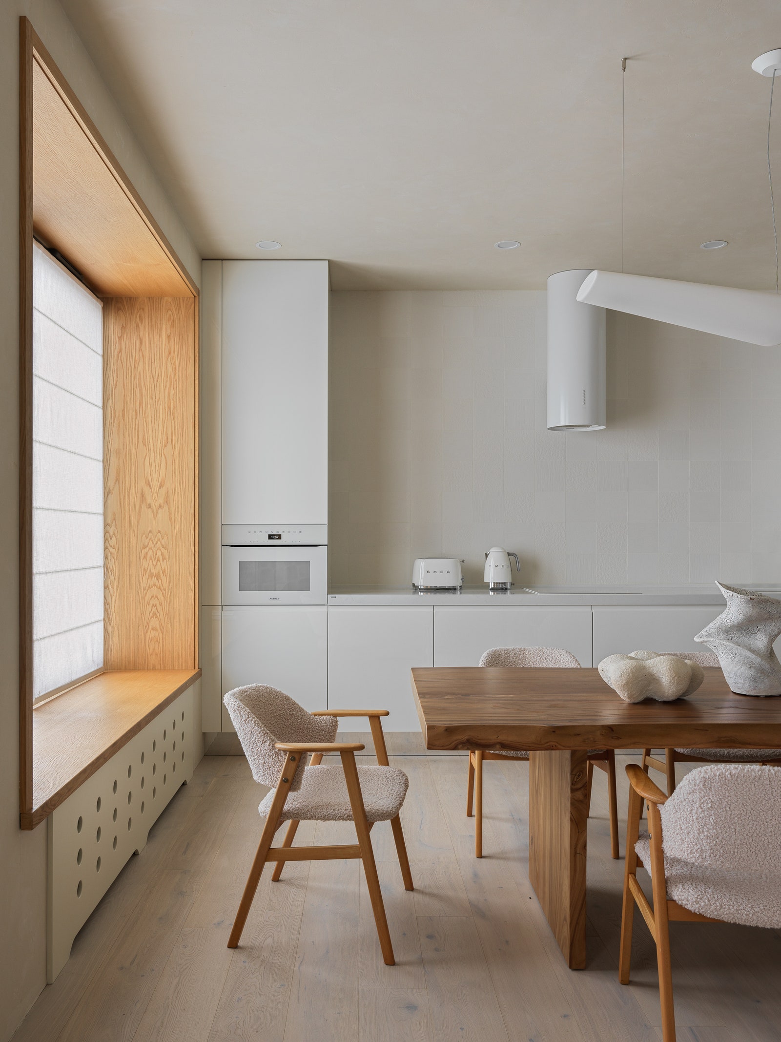 莫斯科简约公寓 | 白色空间的艺术-7