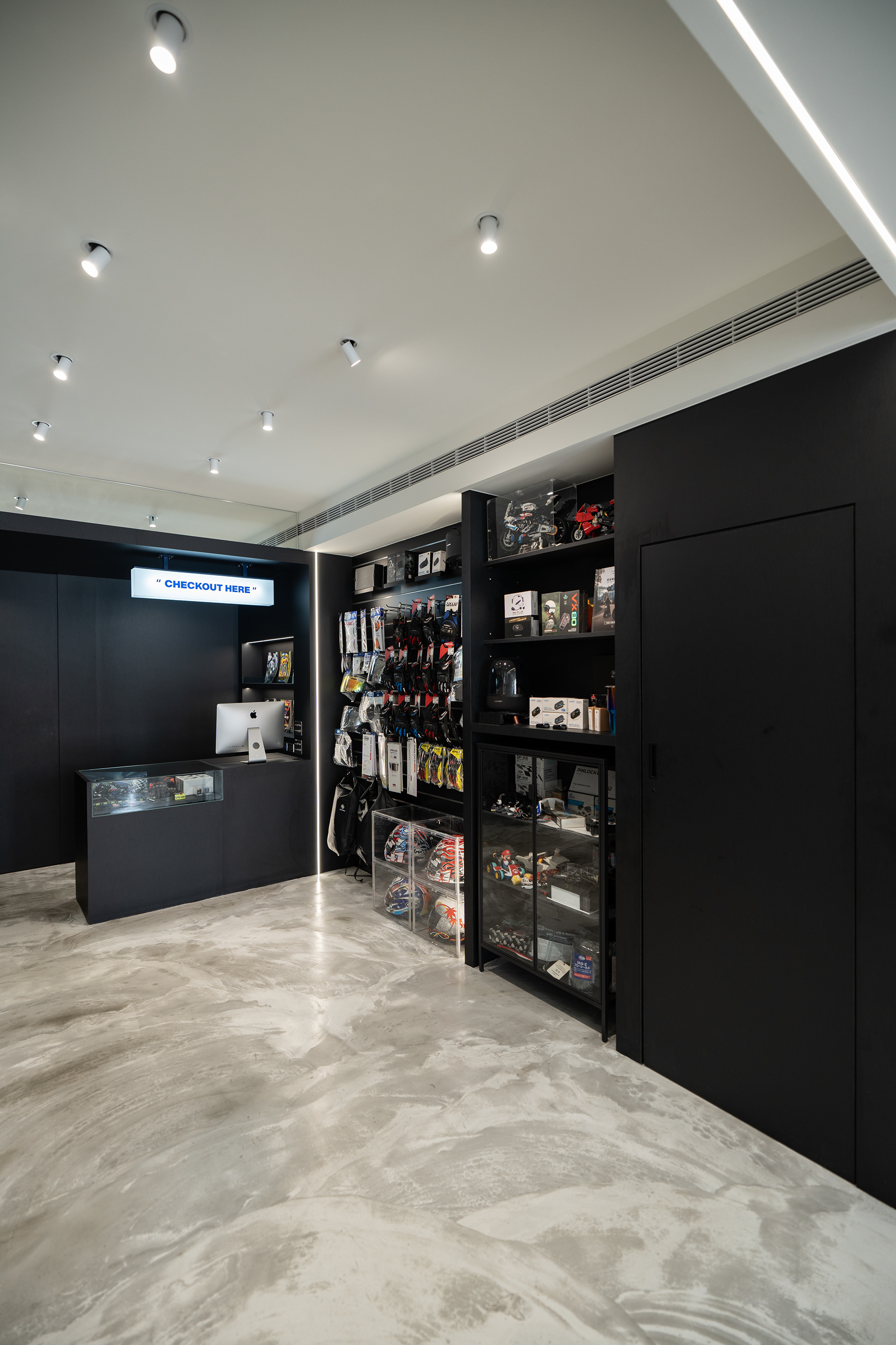 米斯特·D摩托车装备店丨中国高雄-30