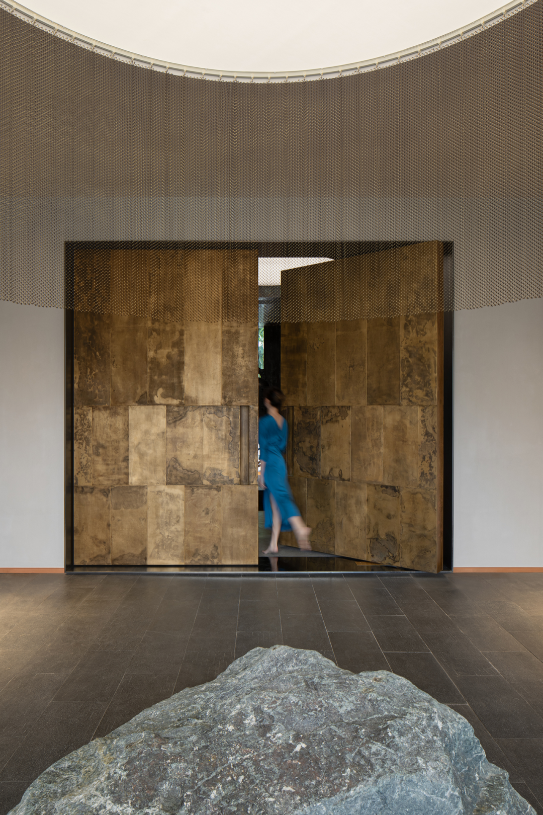 西安黑洞Haydon丨中国西安丨SALONE DEL SALON得德设计-130