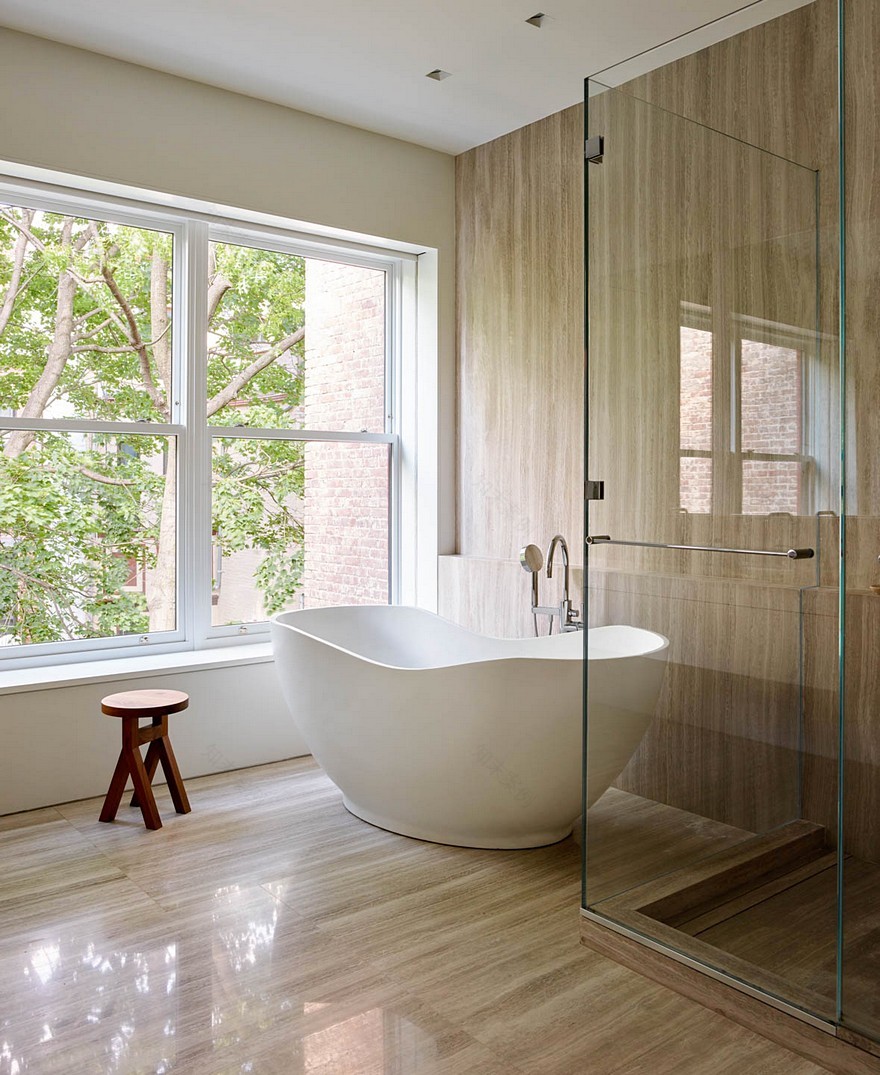 布鲁克林历史区 19 世纪联排别墅现代改造-24