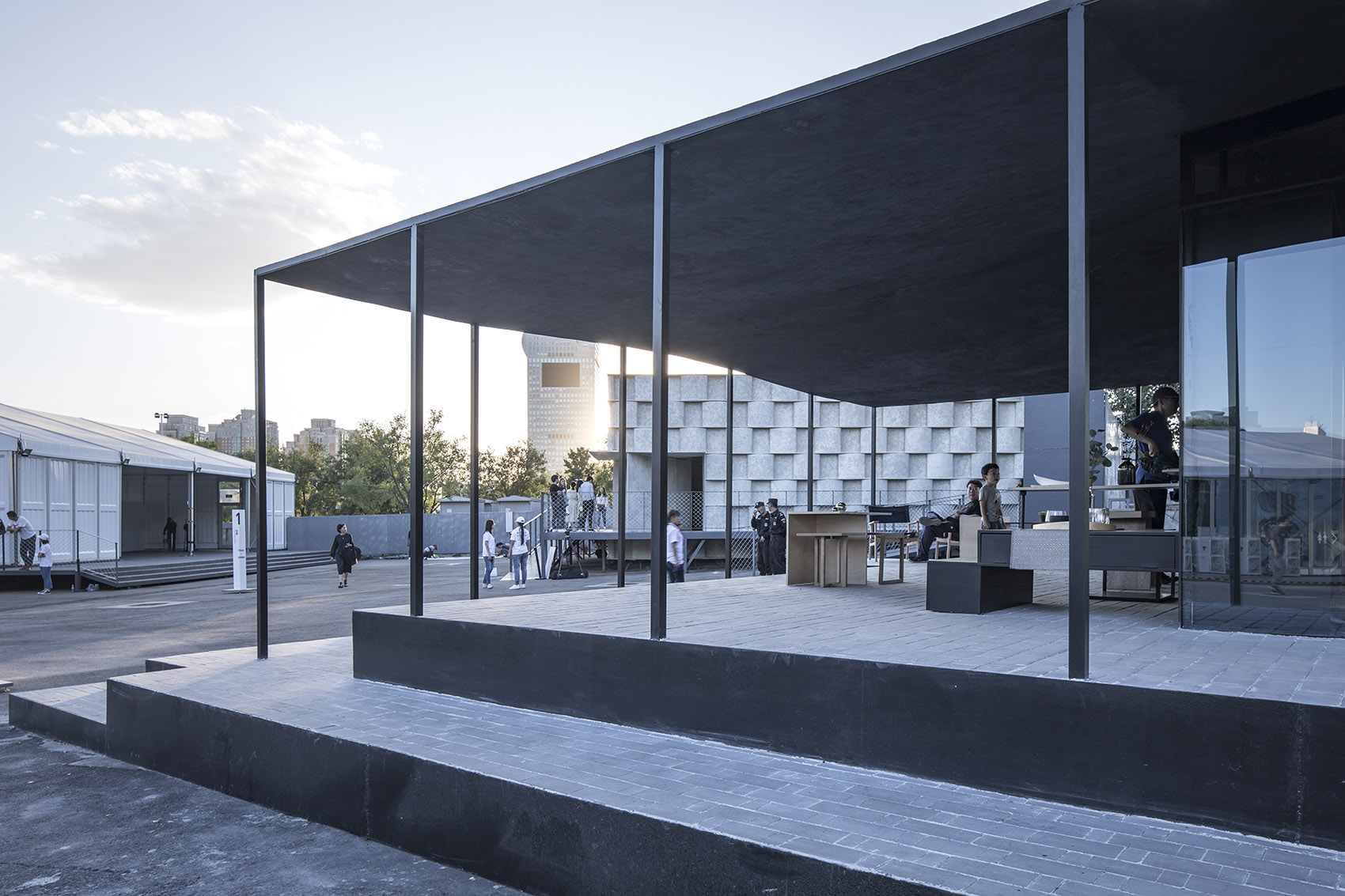 《亼屮囗》设计-57