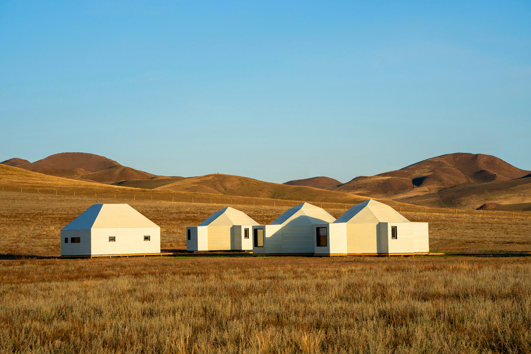 郑·iangbaiqi草原社区中心丨蒙古丨Ger Atelier,内蒙古宏大建筑设计公司-7
