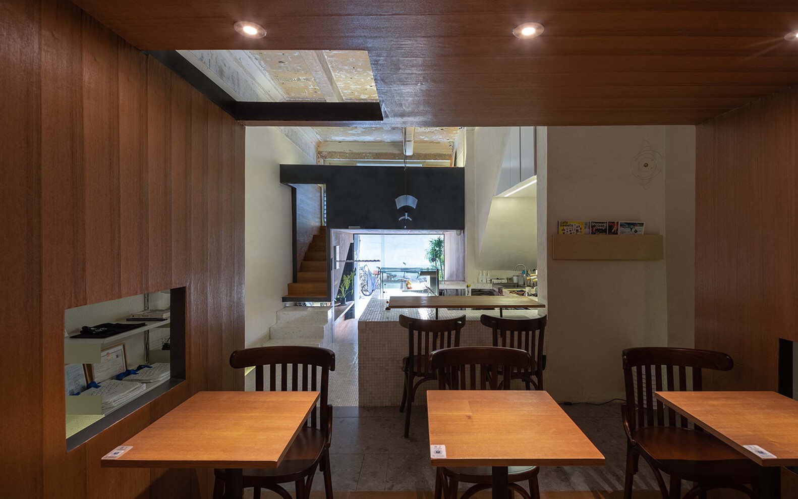 广州 Qualia 咖啡厅丨中国广州丨水边工作室-8