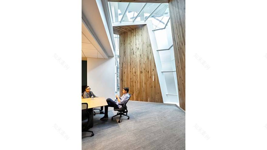 微软总部 16&17 号楼 | 人性化连接与自然的室内设计-9