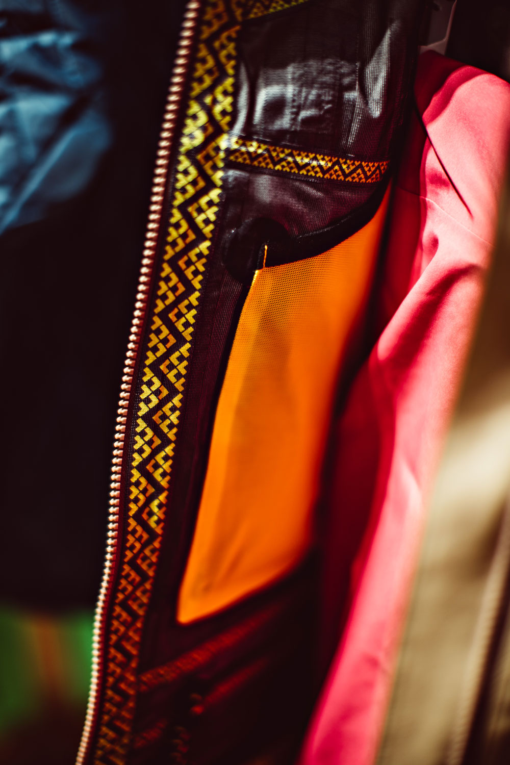 Black Crows新建筑形象设计-14