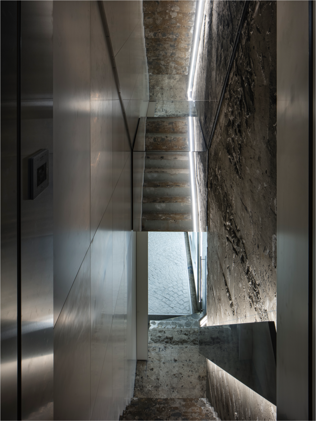 东京银座地下「古董奢侈品剧场」RINKAN新店丨日本东京丨设计师Kenta Nagai-0